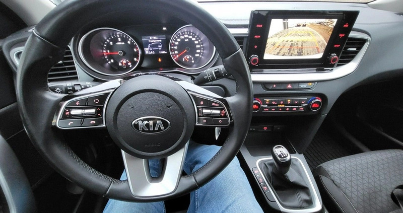 Kia Ceed cena 56910 przebieg: 35000, rok produkcji 2021 z Lubień Kujawski małe 56